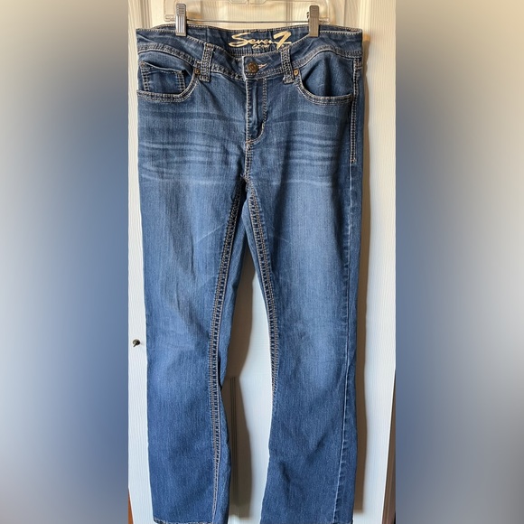 7 for All Mankind Bootcut Jeans - Picture 10 of 14